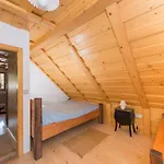 Koca Na Planini Chalet *