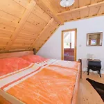 Koca Na Planini Chalet *