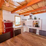 Koca Na Planini Chalet