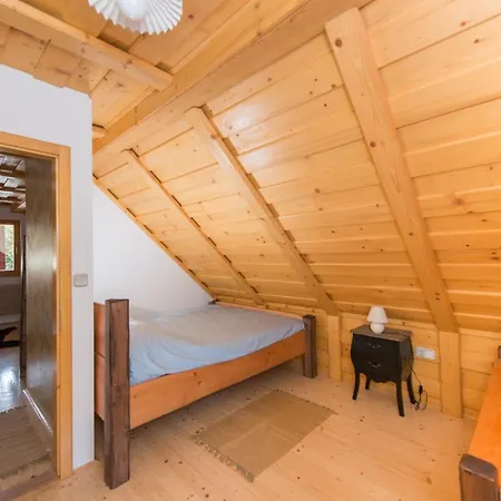 Koca Na Planini Chalet *
