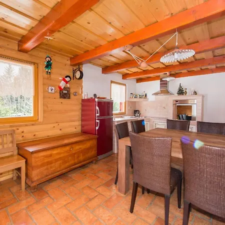 Koca Na Planini Planina pod Sumnikom