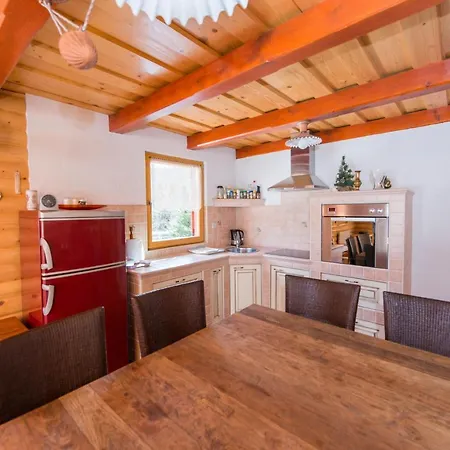 Koca Na Planini Chalet