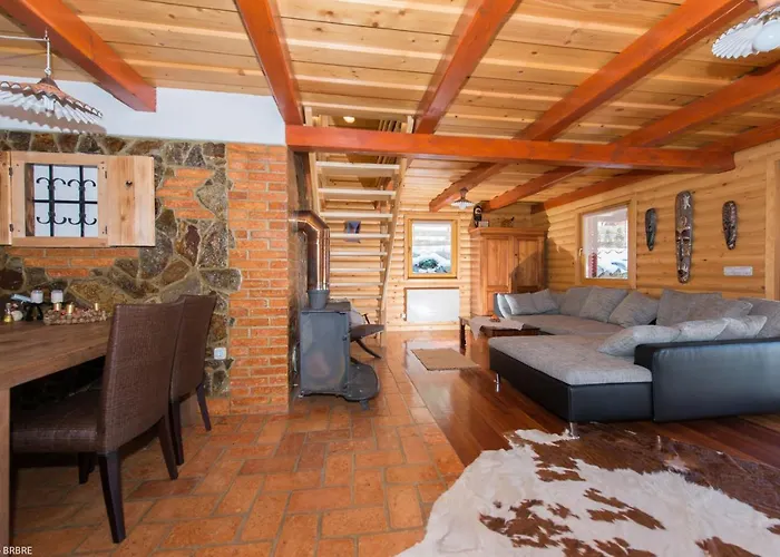 Koca Na Planini * Planina pod Sumnikom